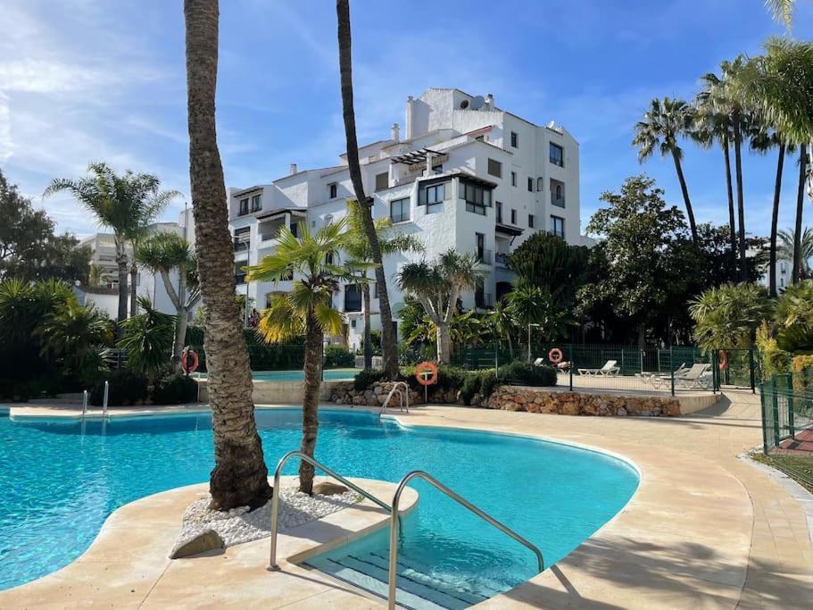 Banus Elegant Modern Apartment *